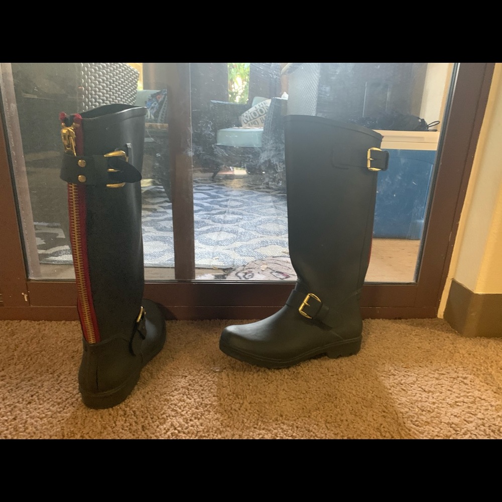Steve Madden rain boots